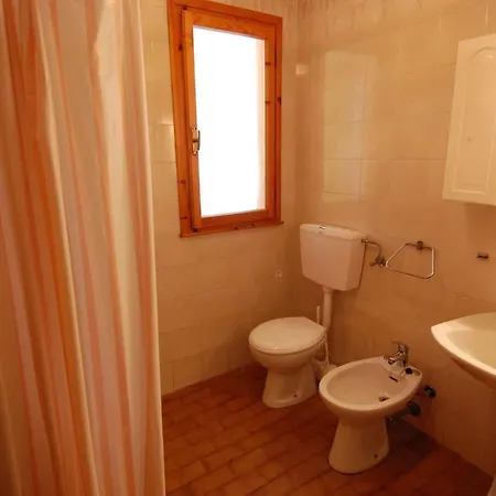 Apartment In 24876 *