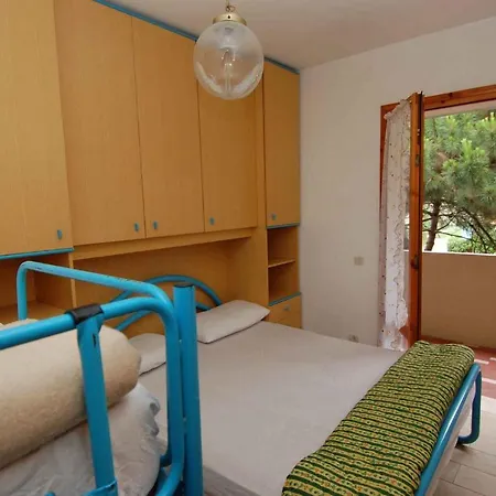 In 24876 Apartment *