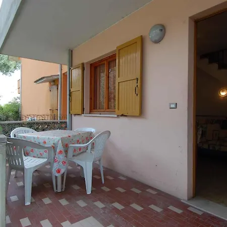In 24876 * Rosolina Mare